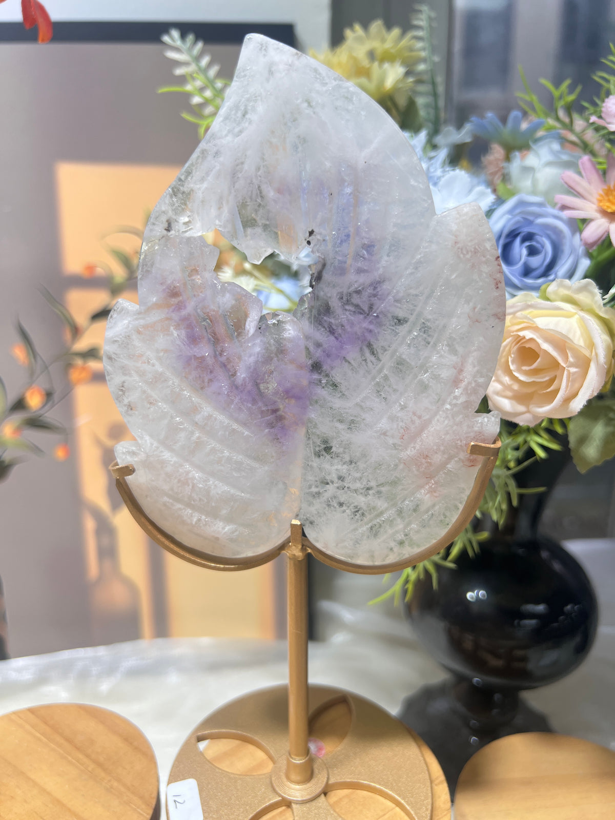 Crystal leaves with holder