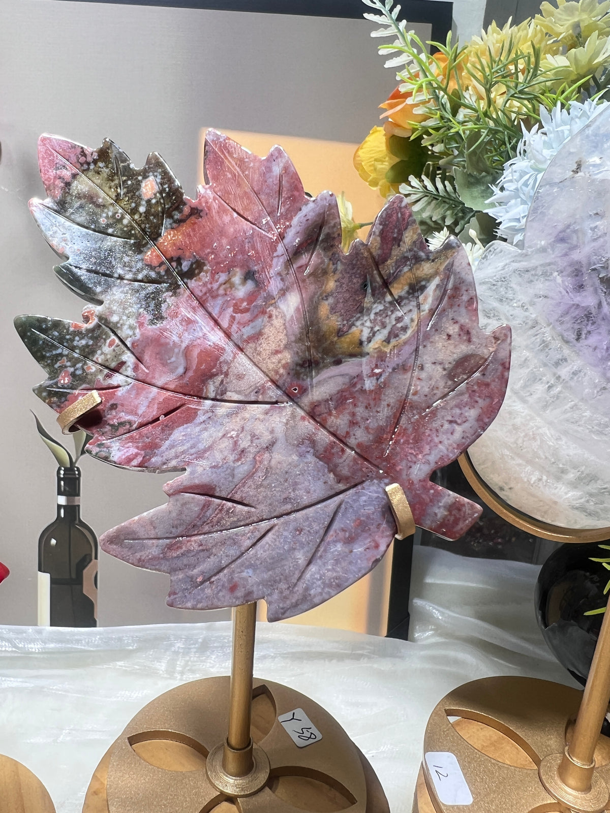 Crystal leaves with holder