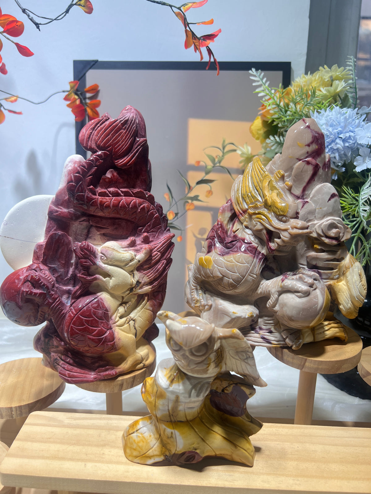 Mookite carving dragon